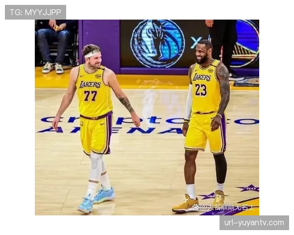 球星播客成新阵地：詹姆斯旗下媒体公司三月连推三档球员访谈节目